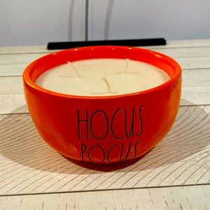 Hocus Pocus pumpkin pie scented Halloween orange colored candle BRAND NEW🎃